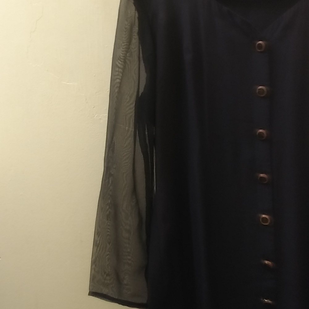 M/L Black - Picture 3 of 5